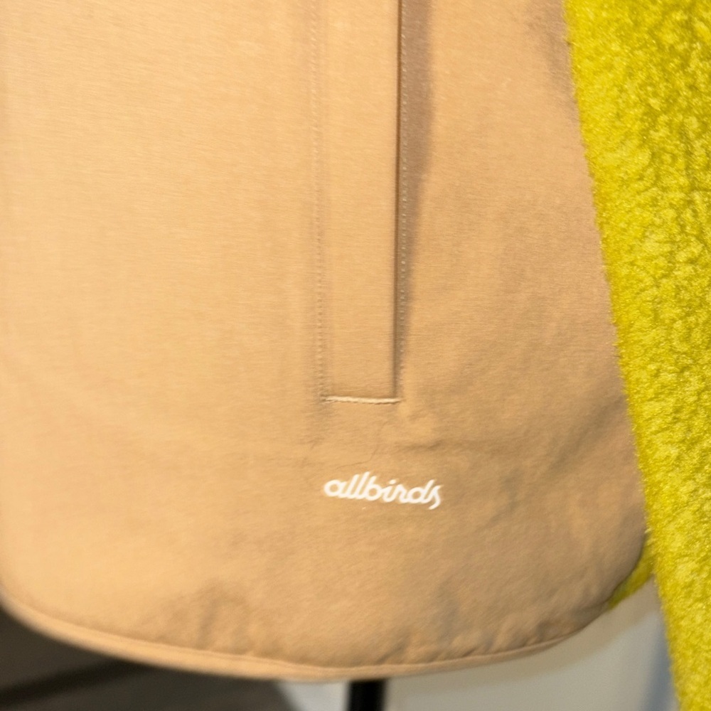 Allbirds Green and Tan Women's Turtleneck Sweater - Picture 5 of 9